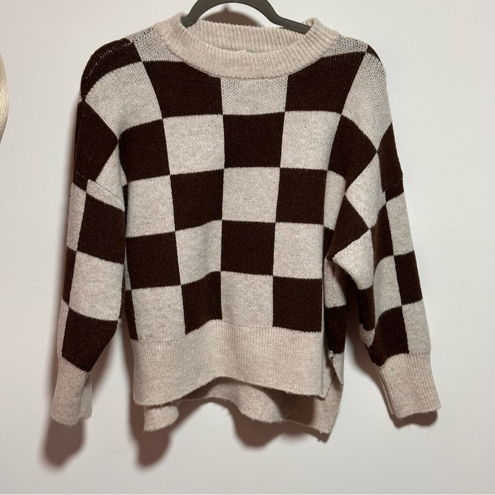NWT- Checkered Brown and Cream Sweater